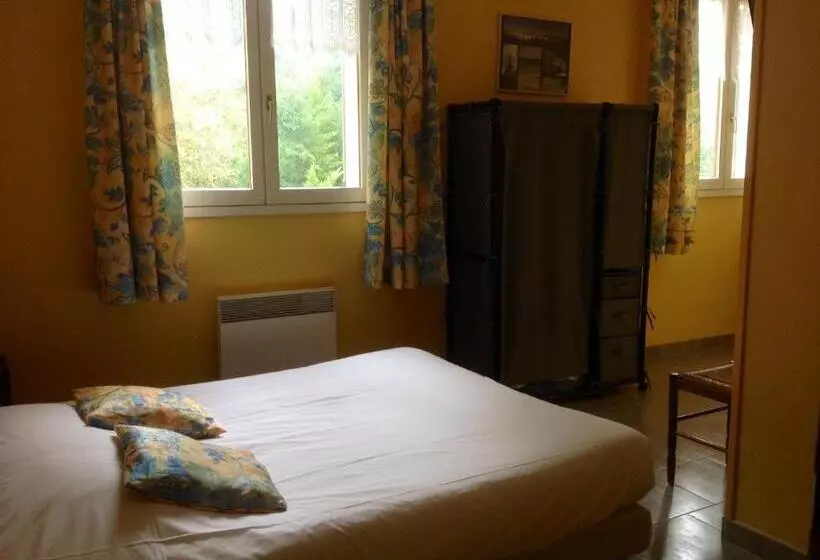 호텔 Logis Auberge De La Plaine