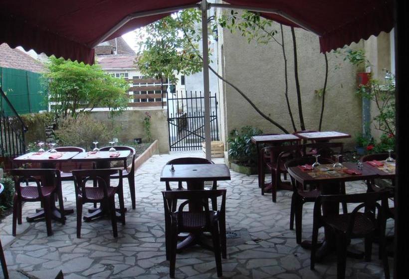 בית מלון כפרי Des Arts