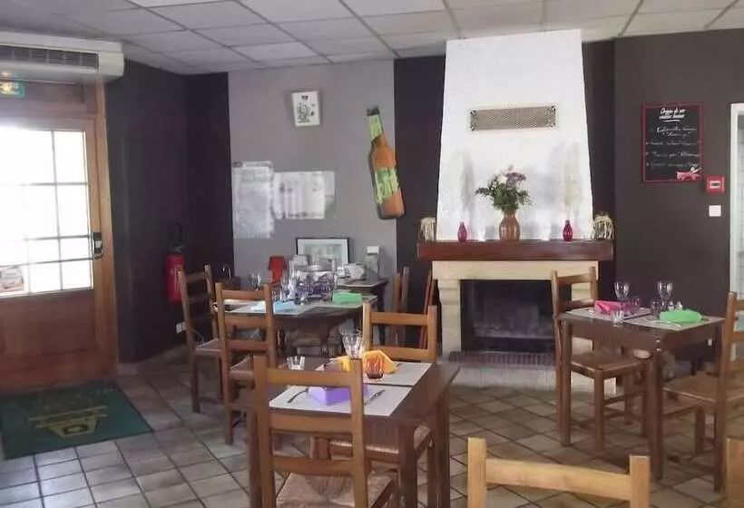 ホテル Des Côtes De Meuse