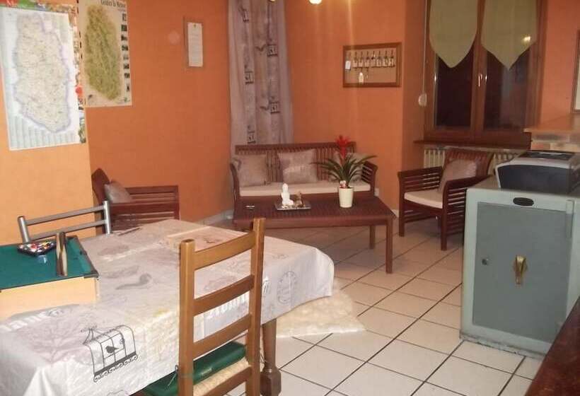 Отель Des Côtes De Meuse