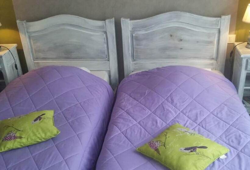 Отель Des Côtes De Meuse