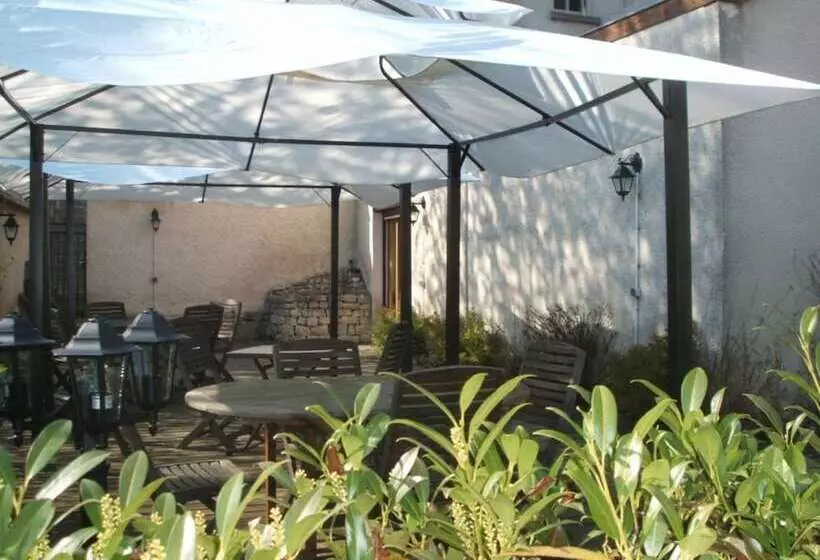 ホテル Des Côtes De Meuse