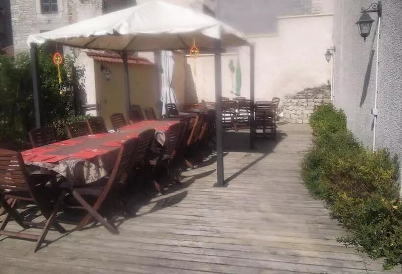 ホテル Des Côtes De Meuse