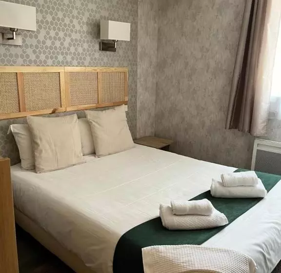 Отель Du Nord   Ville Haute