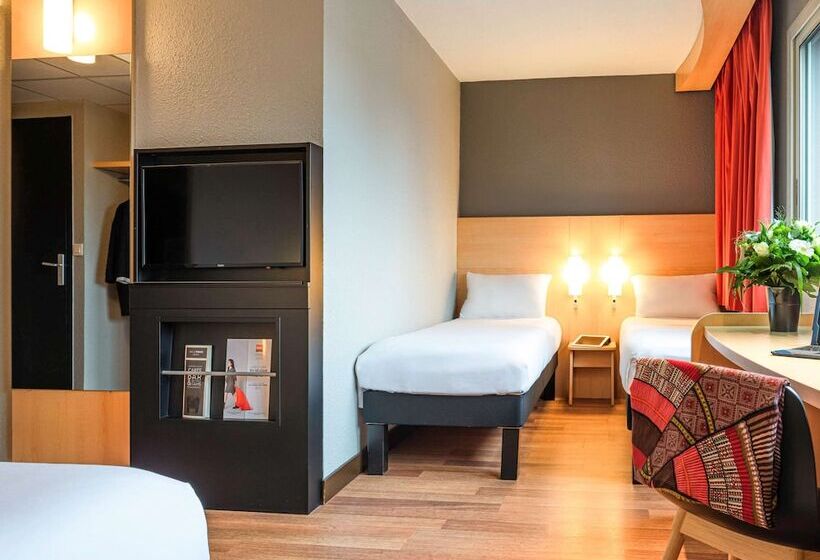 Отель Ibis Quimperlé