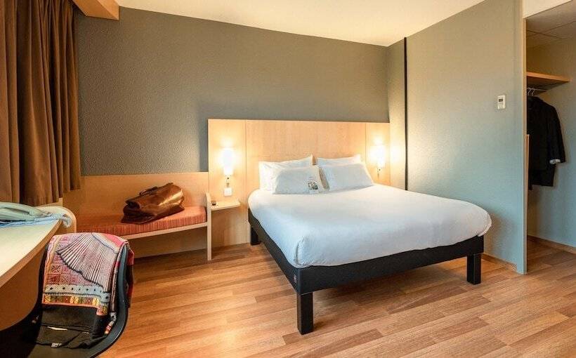 Отель Ibis Quimperlé