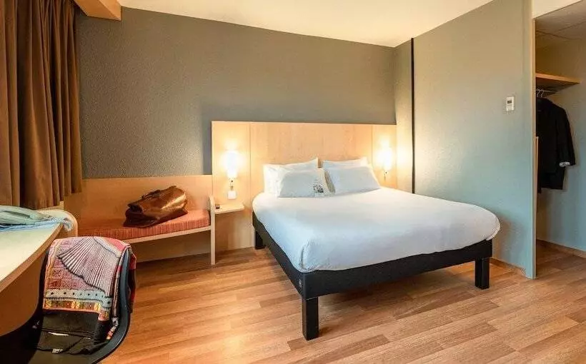 Отель Ibis Quimperlé