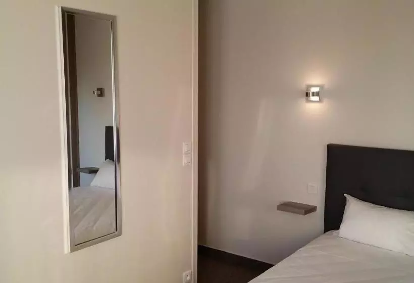 Отель Le Débarcadère