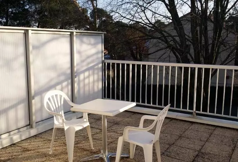 Отель Le Débarcadère