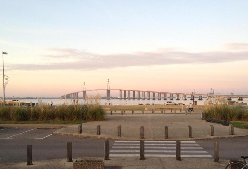 هتل Le Débarcadère