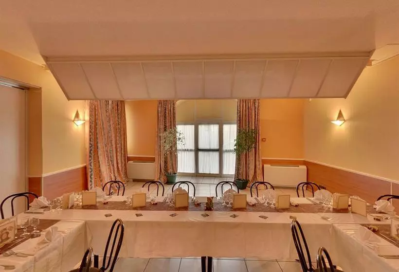 فندق L Estredelle