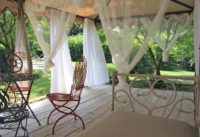 בית מלון כפרי Locanda Maison Verte