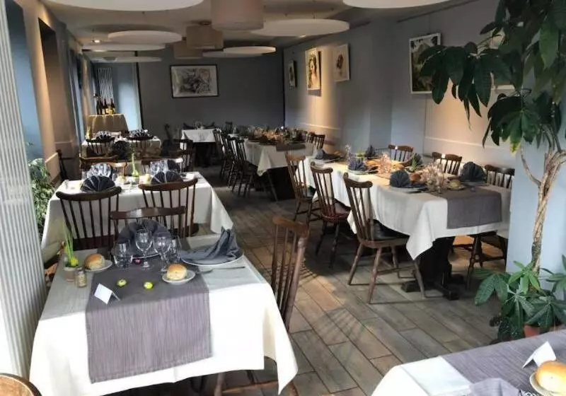 Logis Hotel De La Poste