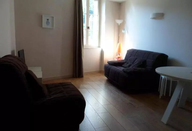 ホテル Logis Hôtel Des Deux Forts