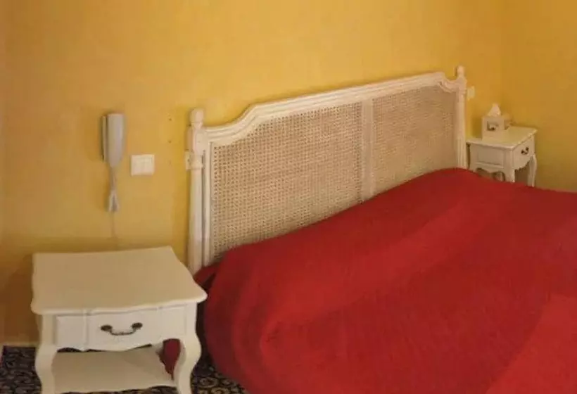 Hotelli Logis Le Bretagne