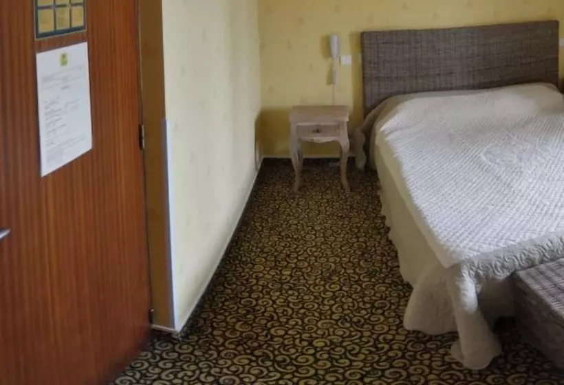 Hotelli Logis Le Bretagne