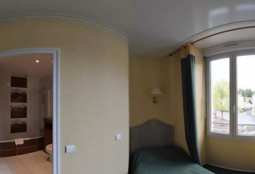 Hotelli Logis Le Bretagne