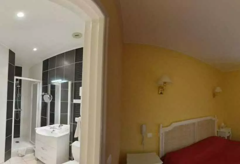 Hotelli Logis Le Bretagne