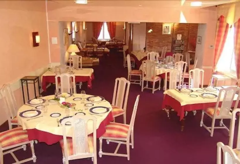 Hotelli Logis Le Bretagne