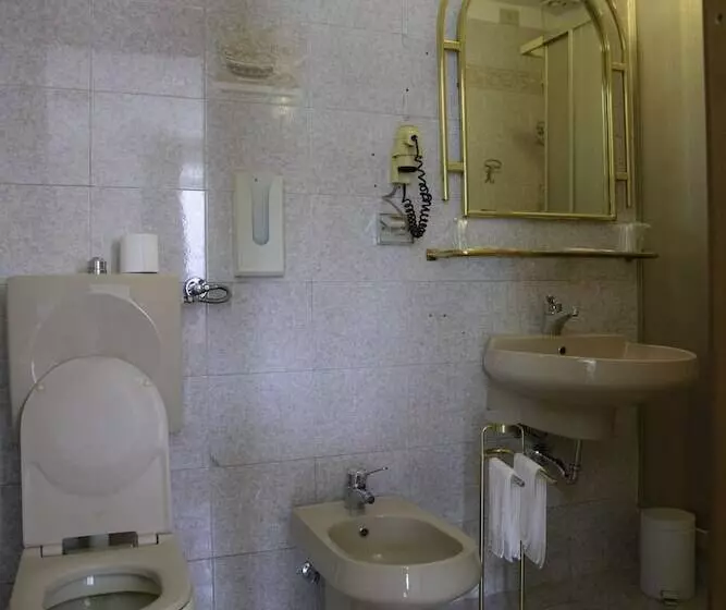 Hotelli Affittacamere Maison Napoleon