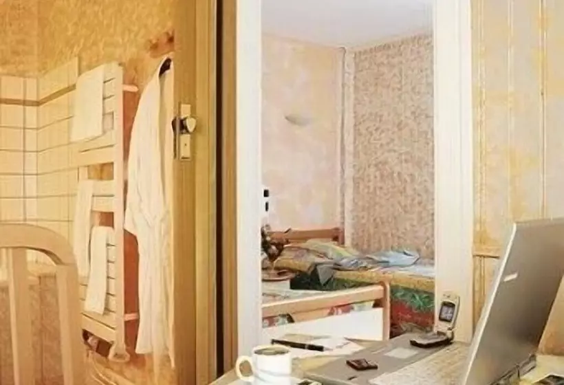 هتل Relais Benelux Bale