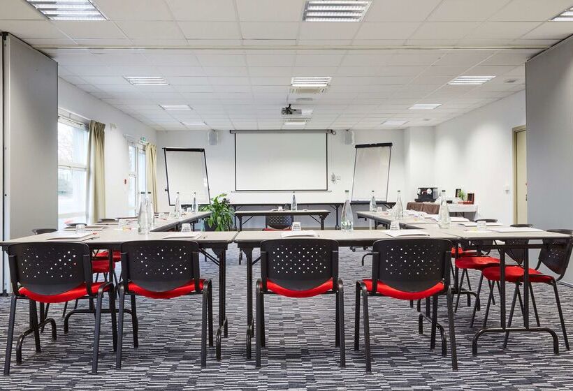 فندق على الطريق Kyriad Clermont Ferrand Nord  Riom