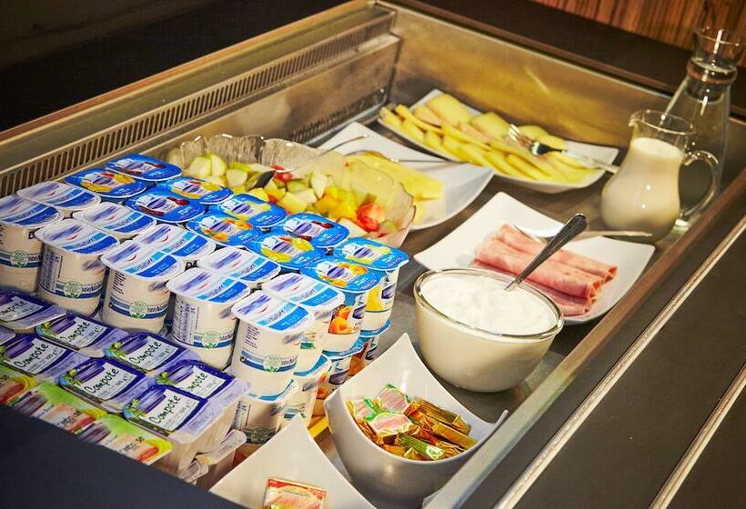 فندق على الطريق Kyriad Clermont Ferrand Nord  Riom