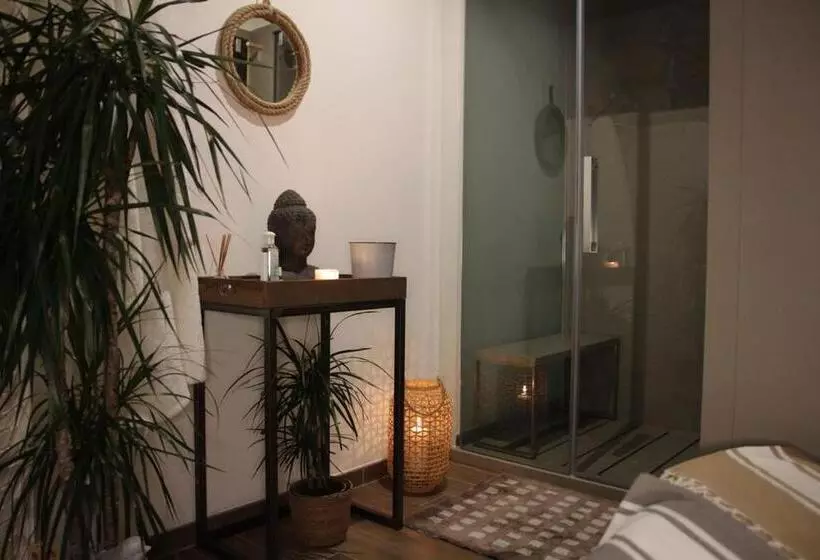 ベッドアンドブレックファースト La Catiniere