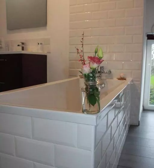 ベッドアンドブレックファースト La Catiniere