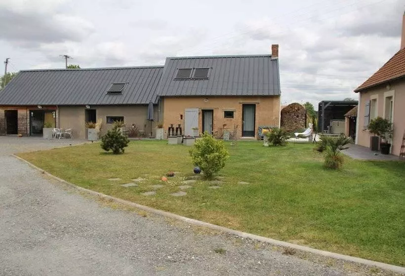 ベッドアンドブレックファースト La Catiniere