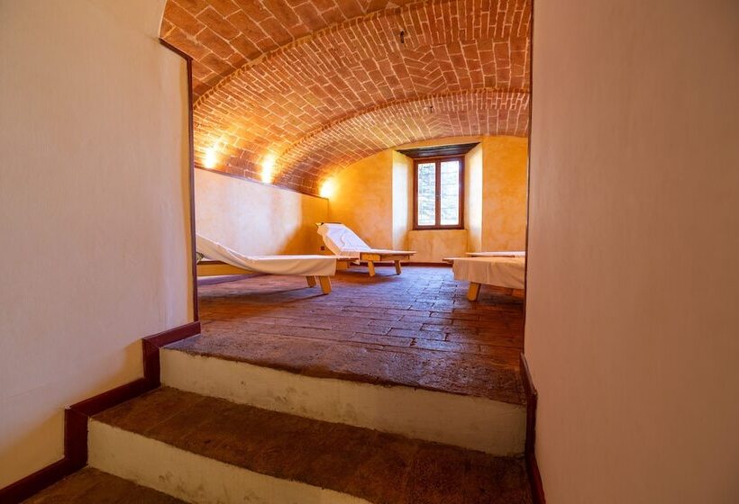 Castello Di Sovicille Residenza D Epoca