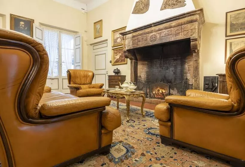 Castello Di Sovicille   Residenza D Epoca