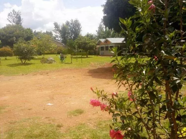 پانسیون Senior Chief Wambugu Palace