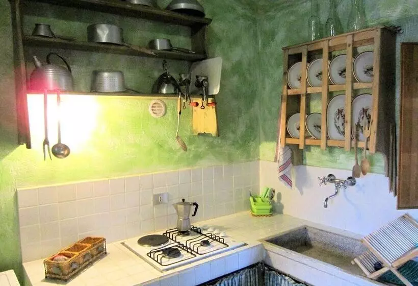 Authentic Tuscan Country Home Situated Between Pistoia And Lucca