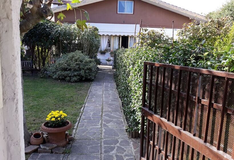 צימר Vali Chalet