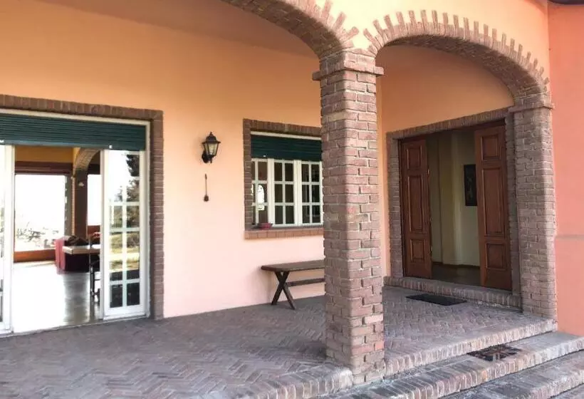 Aamiaismajoitus (B&B) Villa Bonelli Bed & Fest