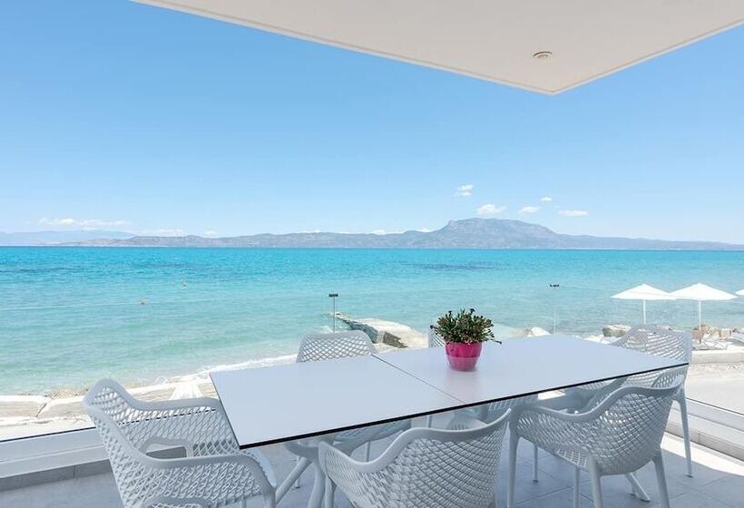 Costa Vasia Suites & Apartments