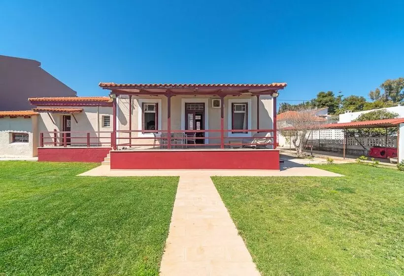 Costa Vasia Suites & Apartments