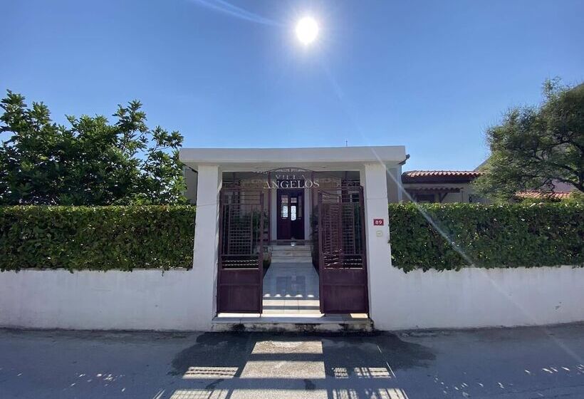 Costa Vasia Suites & Apartments