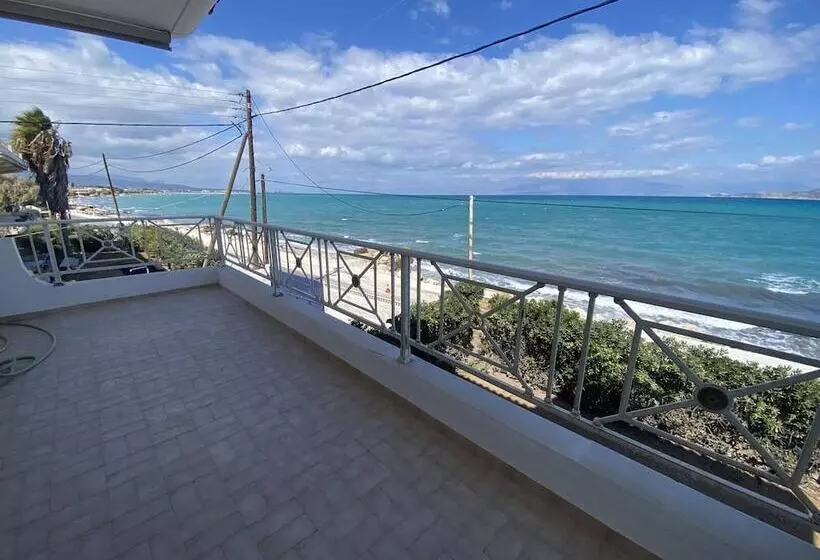 Costa Vasia Suites & Apartments