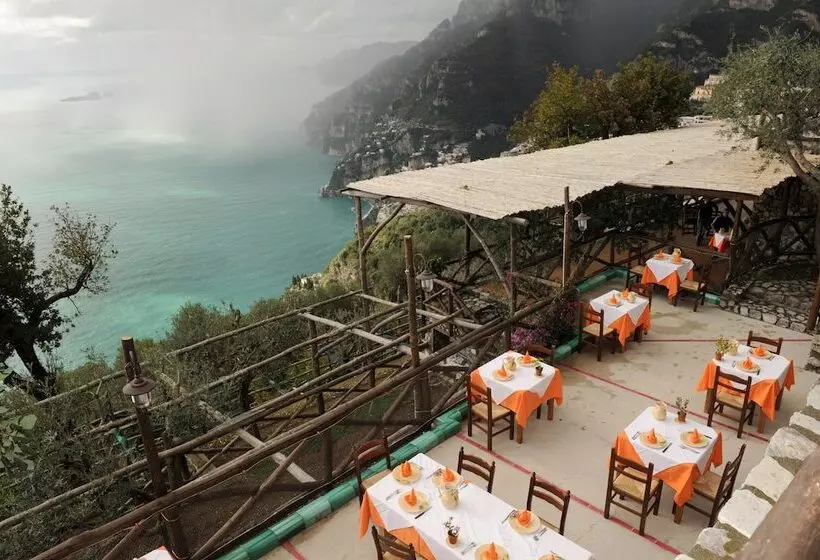 مسافرخانه Fattoria La Tagliata