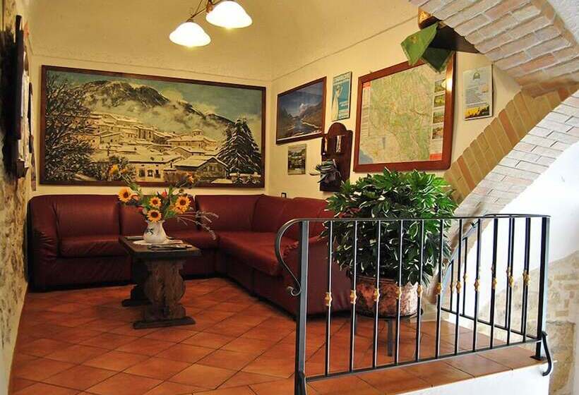 Hotel Albergo La Torre