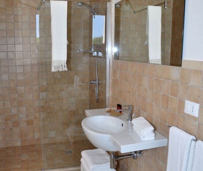 فندق ريفى Agriturismo La Turrita