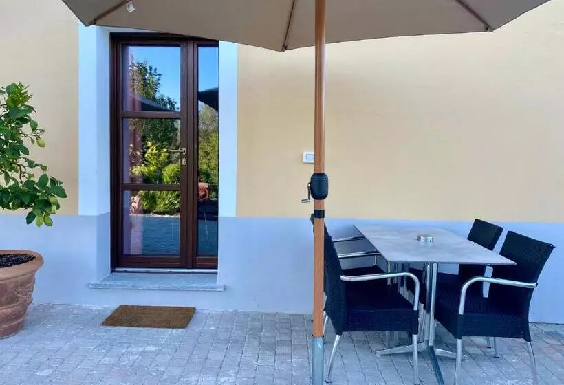 田舎風ホテル Villa Vigneto