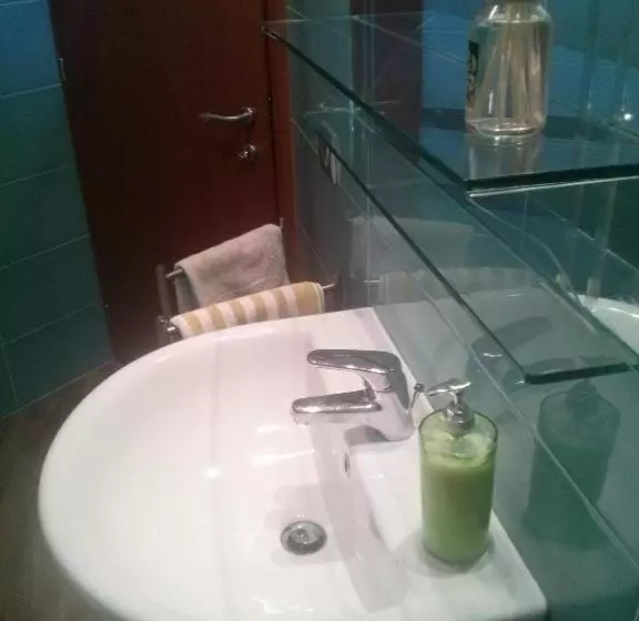 ペンション Bgy Airport Guesthouse