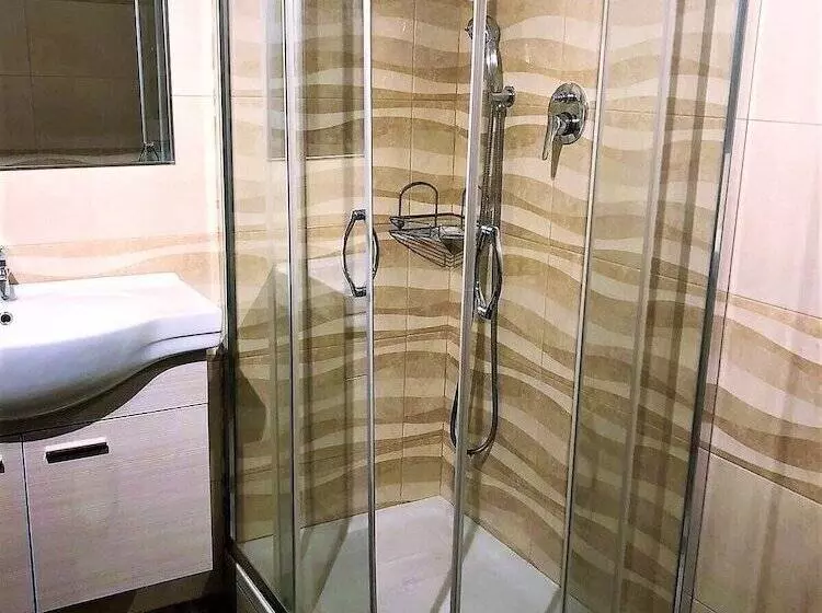 Majatalo Guest House Loriano