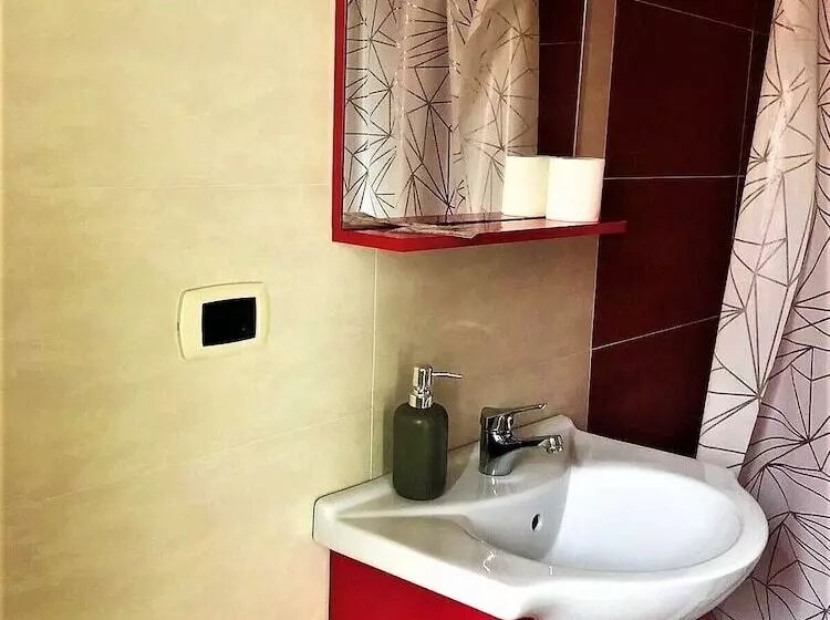 Majatalo Guest House Loriano