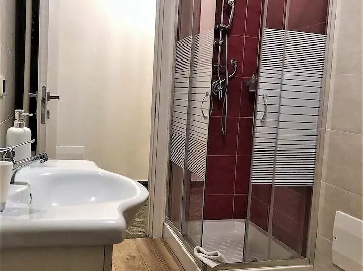 Majatalo Guest House Loriano