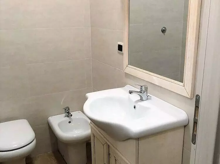 Majatalo Guest House Loriano