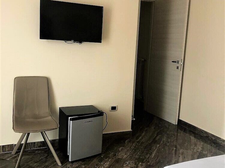 بنسيون Guest House Loriano